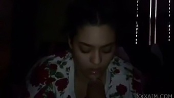 Arabisk Babe Ger En Deepthroat Till Marockansk Hingst I Het Video
