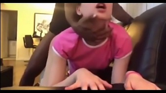 Jag Hade Sex Med En Polisfru På Cam (Djup & Våt)