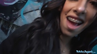 Alicia Treces Utomhusäventyr: Sensuellt Latina Pov-Möte